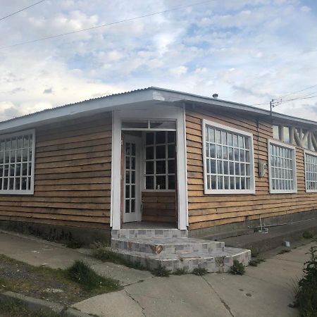 El Sendero Hotel Пуерто Наталес Екстериор снимка