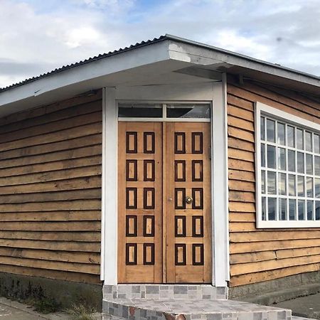 El Sendero Hotel Пуерто Наталес Екстериор снимка